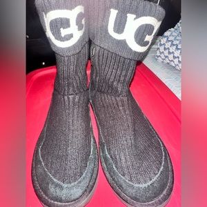 Ugg Australia Women Classic Short Sweater Knit Suede boots shoes sz 9 no Box